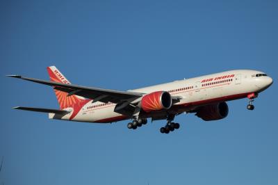 Photo of aircraft VT-ALH operated by Air India