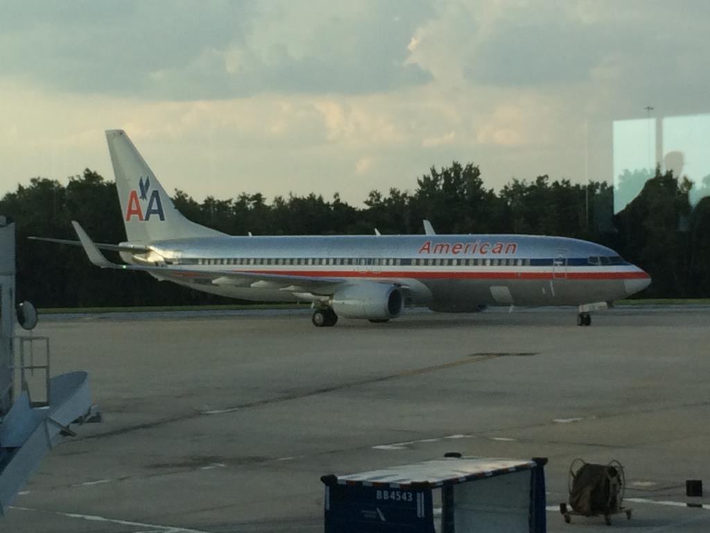 Photo of aircraft N992AN operated by American Airlines