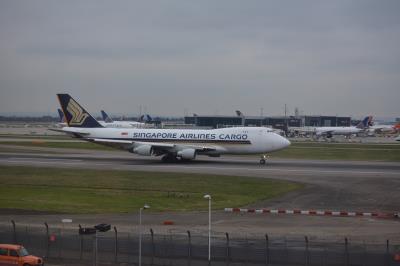 Image of aircraft registration 9V-SFM - A 747-412F operated by Singapore Airlines
