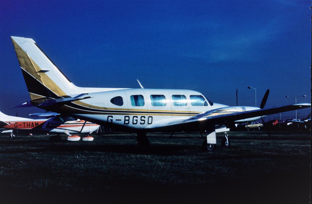 Photo of aircraft G-BGSO operated by Reedtrend Ltd