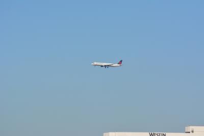 Image of aircraft registration C-GJWD - A A321-211 operated by Air Canada