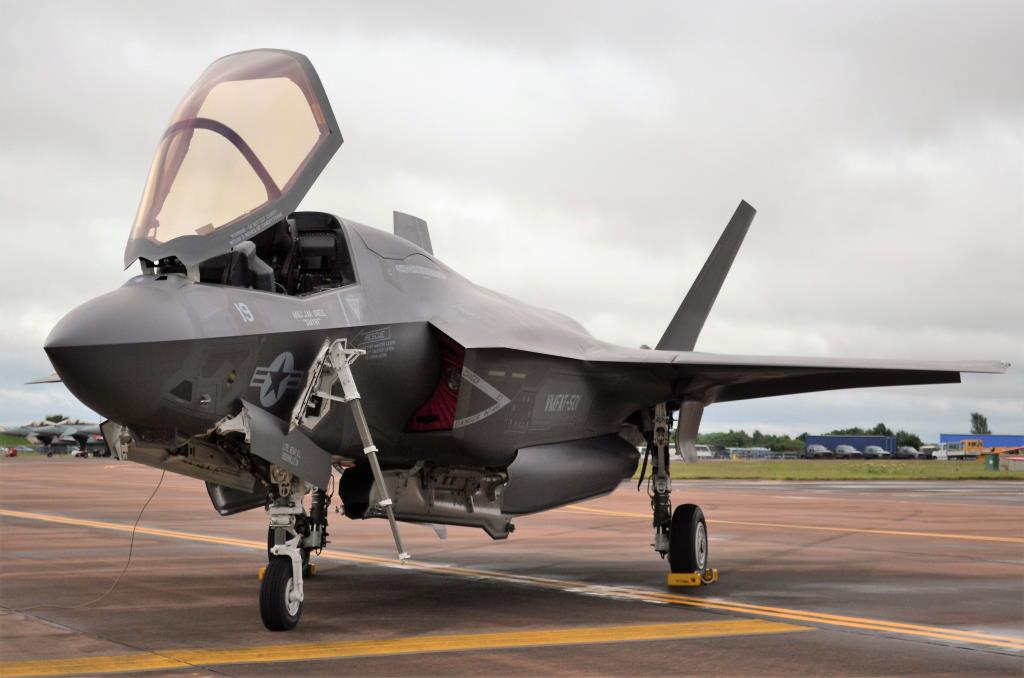 Photo of aircraft 168727 operated by United States Marine Corps