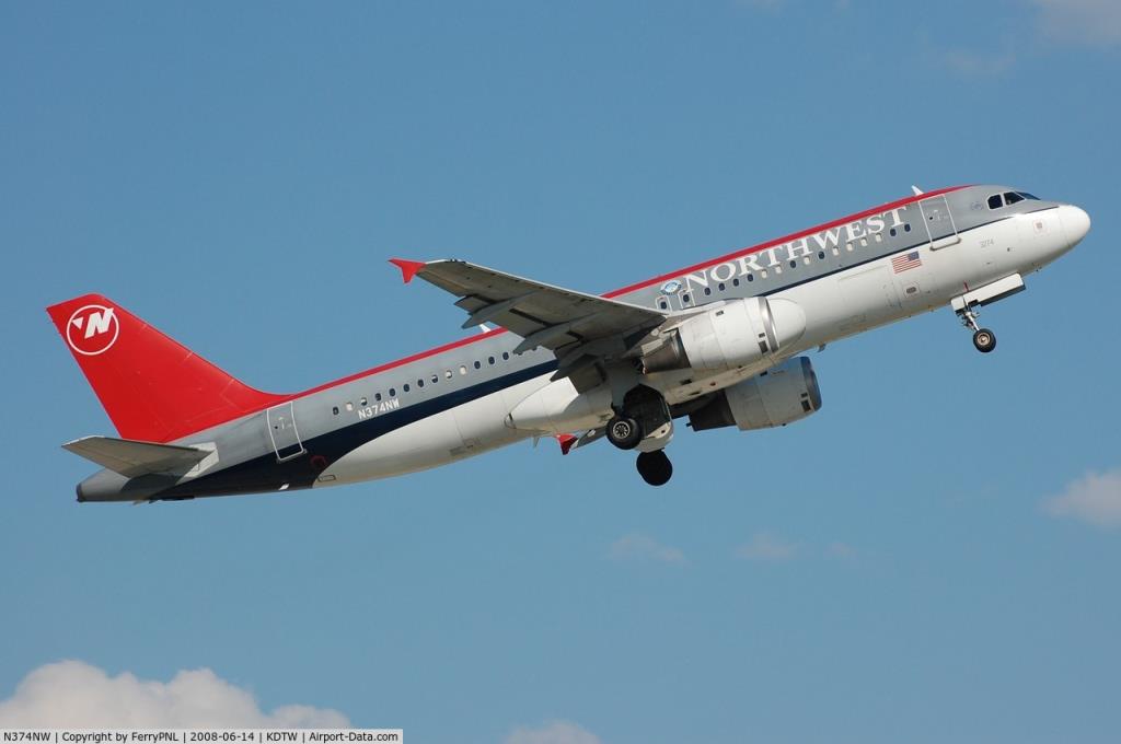 Photo of aircraft N347NW operated by Northwest Airlines