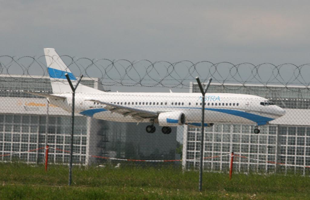 Photo of aircraft LZ-CGW operated by Cargo Air