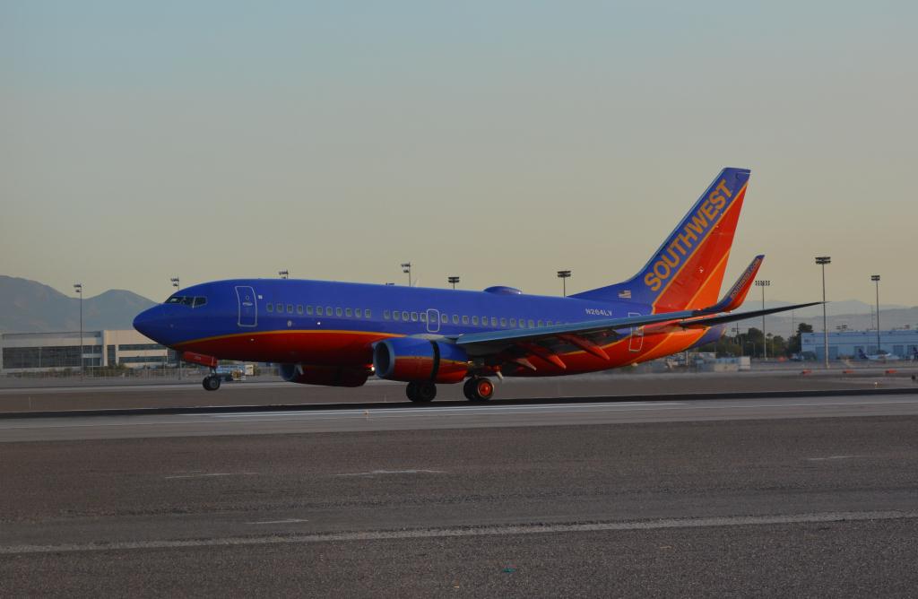 Photo of aircraft N264LV operated by Southwest Airlines