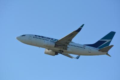 Image of aircraft registration C-GLWS - A 737-76N(WL) operated by Westjet
