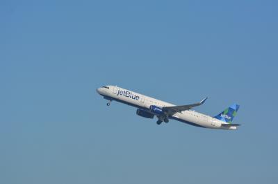 Photo of aircraft N990JL operated by JetBlue Airways