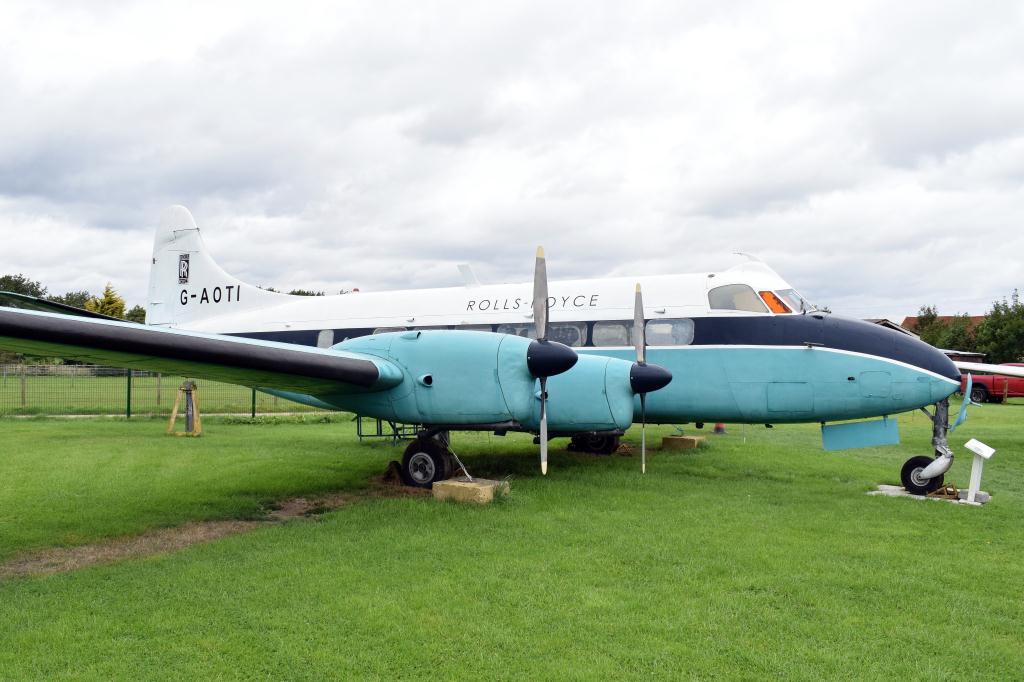 Photo of aircraft G-AOTI operated by Rolls-Royce Ltd