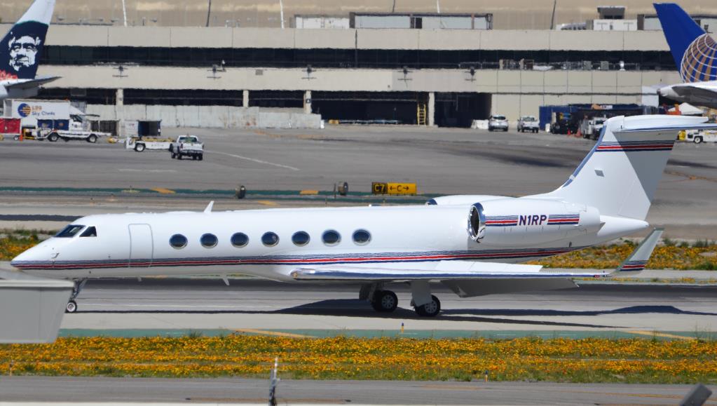 Photo of aircraft N1RP operated by Wells Fargo Bank Northwest NA Trustee