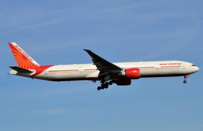 Photo of aircraft VT-ALO operated by Air India