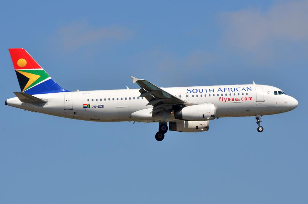 Photo of aircraft ZS-SZB operated by South African Airways