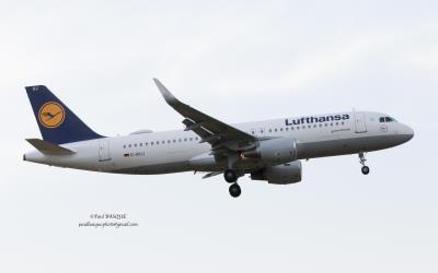 Image of aircraft registration D-AIUJ - A A320-214(WL) operated by Lufthansa