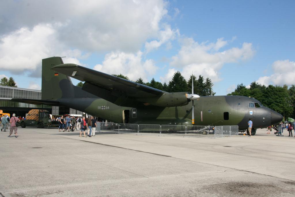 Photo of aircraft 50+64 operated by German Air Force (Luftwaffe)