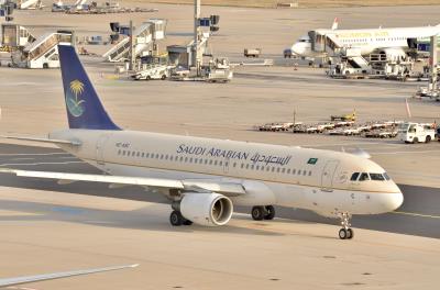 Image of aircraft registration HZ-ASC - A A320-214 operated by Saudi Arabian Airlines