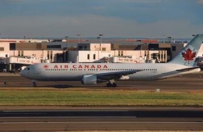 Image of aircraft registration C-GDUZ - A 767-38E(ER) operated by Air Canada