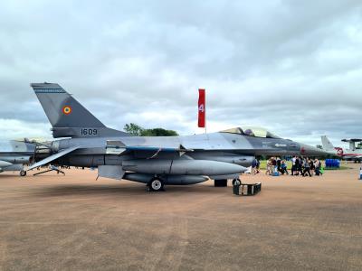 Photo of aircraft 1609 operated by Romanian Air Force