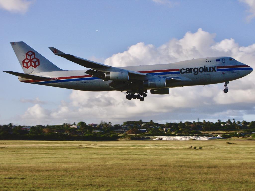 Photo of aircraft LX-RCV operated by Cargolux Airlines International