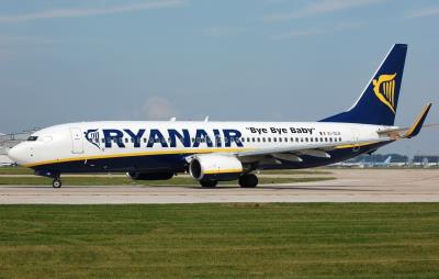 Photo of aircraft EI-DLN operated by Ryanair