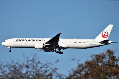 Photo of aircraft JA739J operated by Japan Airlines