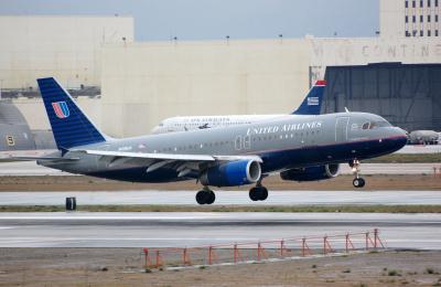 Image of aircraft registration N418UA - A A320-232 operated by United Airlines