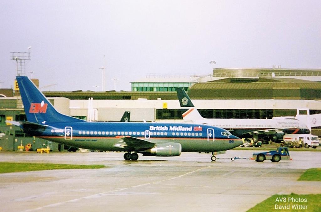 Photo of aircraft G-OBMZ operated by British Midland Airways