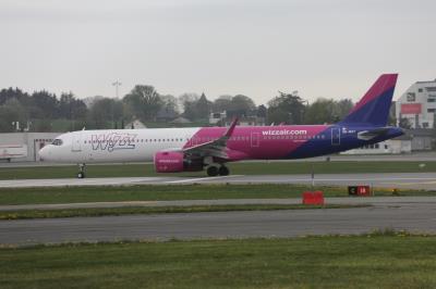 Photo of aircraft 9H-WAY operated by Wizz Air Malta