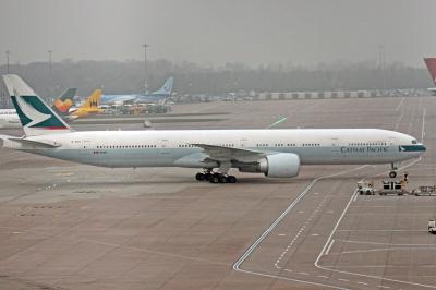 Photo of aircraft B-KQS operated by Cathay Pacific Airways