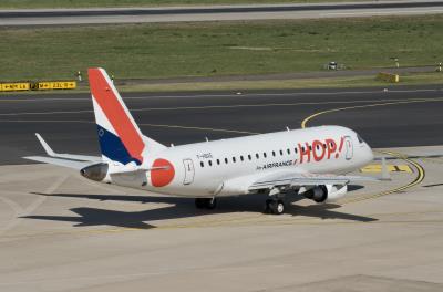 Photo of aircraft F-HBXE operated by HOP!
