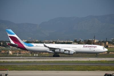Photo of aircraft OO-SCW operated by Eurowings