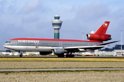 Photo of aircraft N149US operated by Northwest Airlines