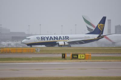 Photo of aircraft EI-GDH operated by Ryanair