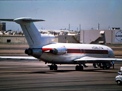 Photo of aircraft N296WA operated by Delta Air Lines