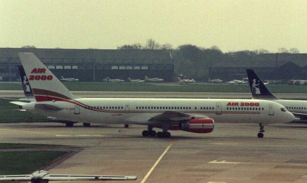 Photo of aircraft G-OOOI operated by Air 2000