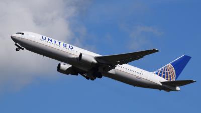 Image of aircraft registration N649UA - A 767-322(ER) operated by United Airlines