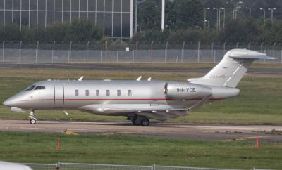 Image of aircraft registration 9H-VCE - A Challenger 350 operated by VistaJet Malta