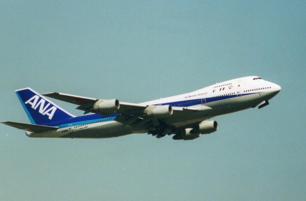 Photo of aircraft JA8190 operated by ANA All Nippon Airways