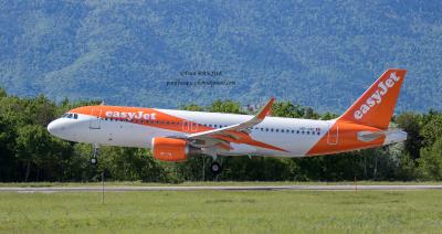 Photo of aircraft HB-JXE operated by easyJet Switzerland