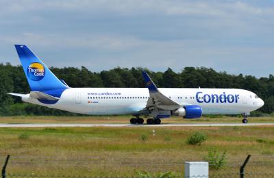 Image of aircraft registration D-ABUZ - A 767-330(ER)(WL) operated by Condor