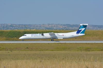 Photo of aircraft C-GWEJ operated by WestJet Encore