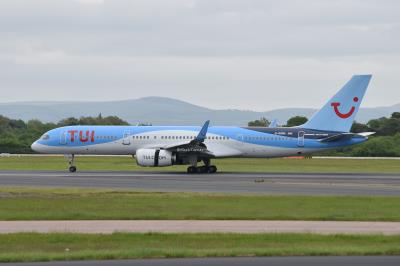 Image of aircraft registration G-OOBA - A 757-28A(WL) operated by TUI Airways