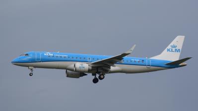 Image of aircraft registration PH-EXD - A ERJ-190-STD (ERJ-190-100) operated by KLM Cityhopper