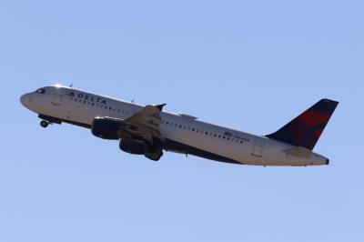 Photo of aircraft N364NW operated by Delta Air Lines