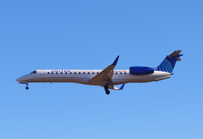 Photo of aircraft N17169 operated by CommutAir