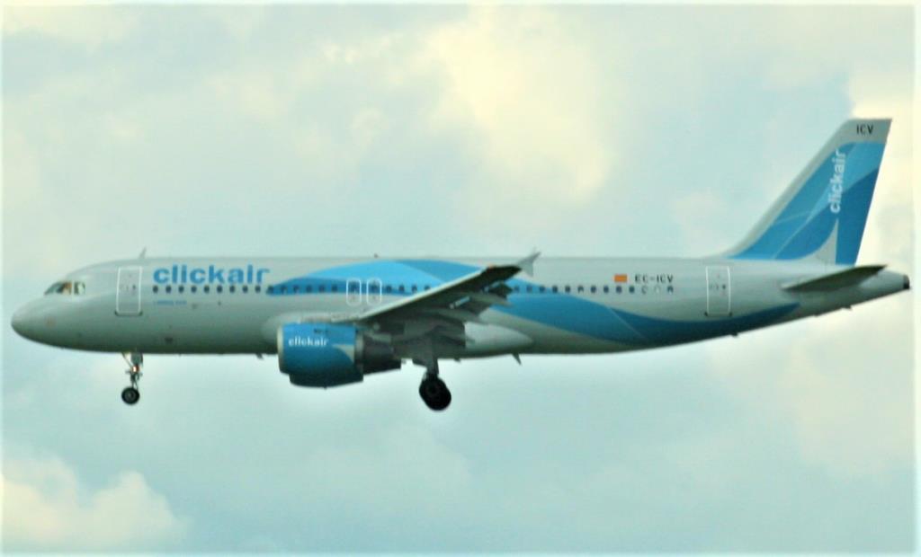 Photo of aircraft EC-ICV operated by Clickair