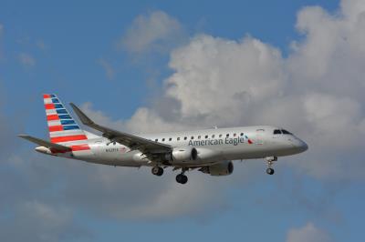 Photo of aircraft N429YX operated by American Eagle