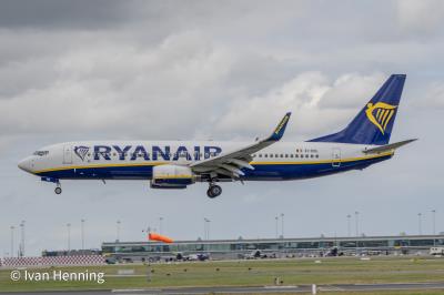 Photo of aircraft EI-EBL operated by Ryanair