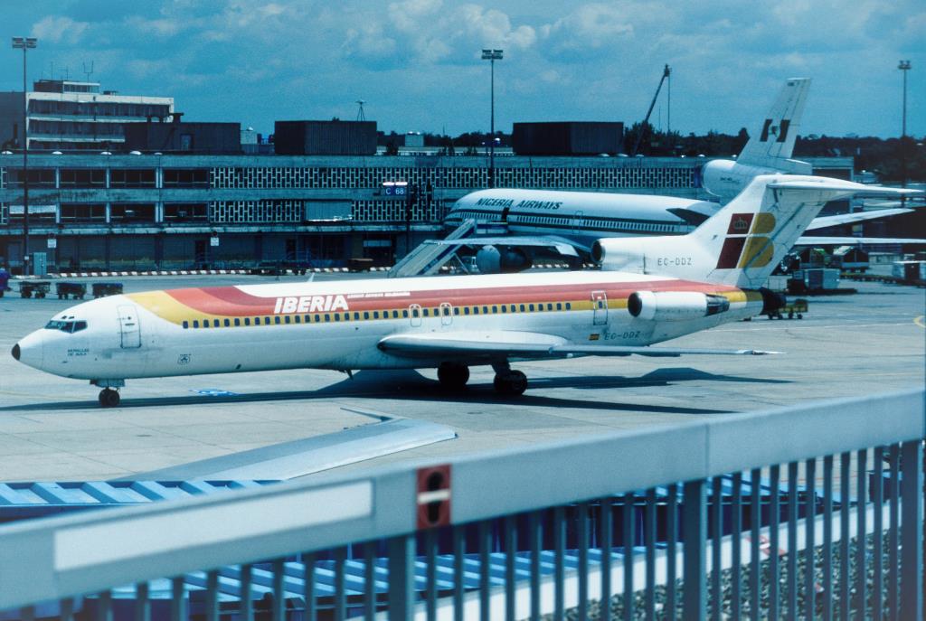 Photo of aircraft EC-DDZ operated by Iberia