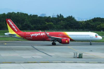 Photo of aircraft VN-A529 operated by VietJetAir