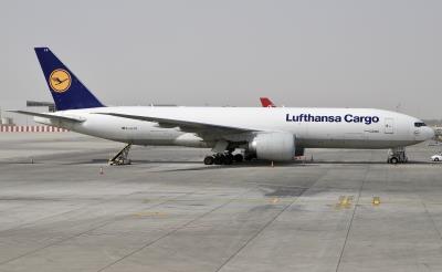 Photo of aircraft D-ALFB operated by Lufthansa Cargo