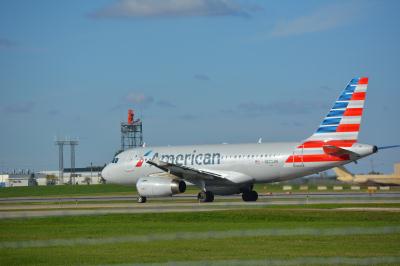Photo of aircraft N805AW operated by American Airlines